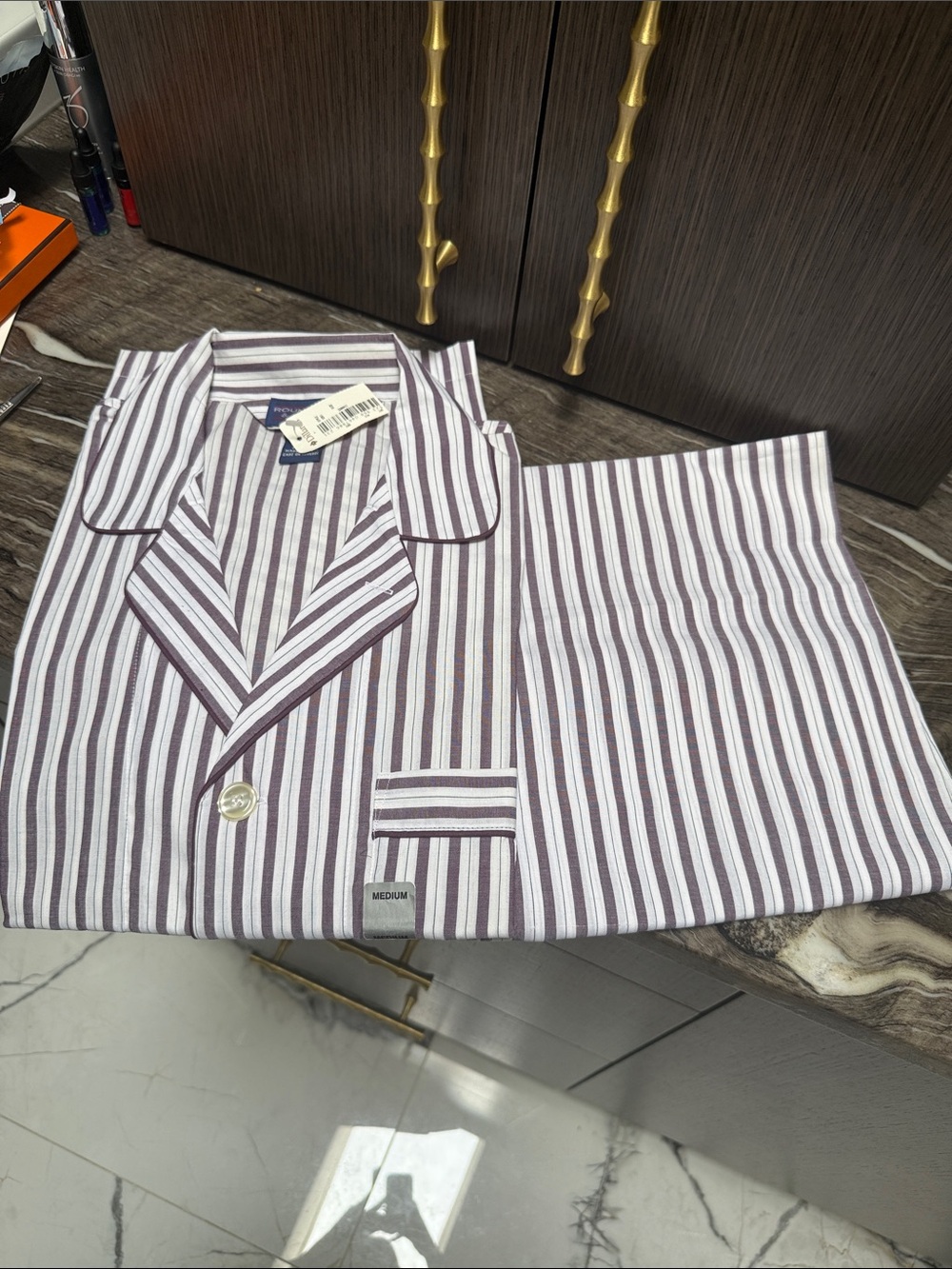 Roundtree & Yorke Purple and White Striped  pyjama set NEW